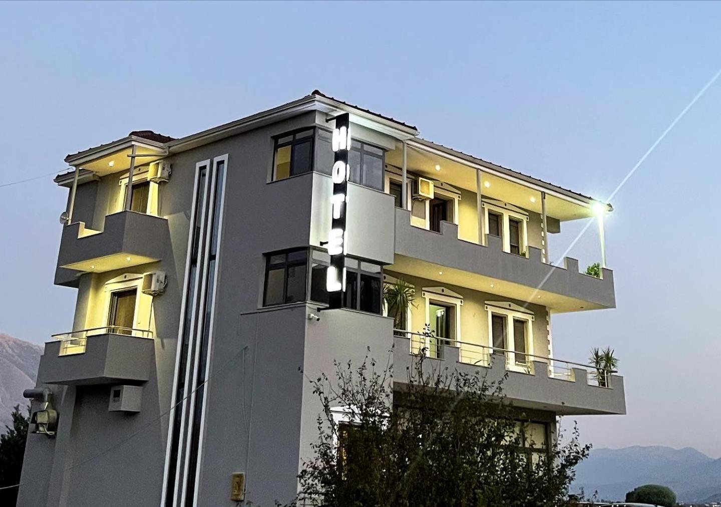 Hotel Selfo Dervician ภายนอก รูปภาพ