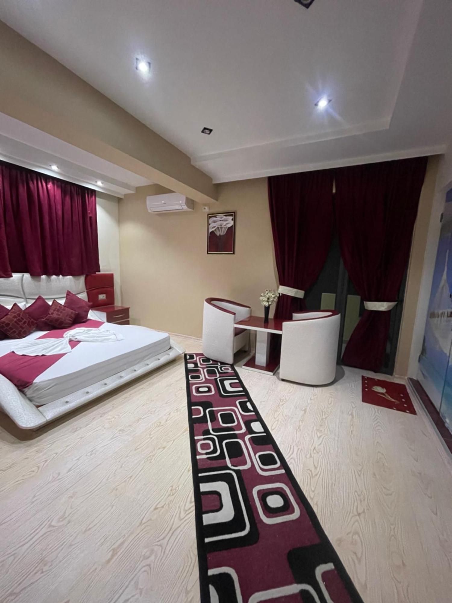 Hotel Selfo Dervician ภายนอก รูปภาพ