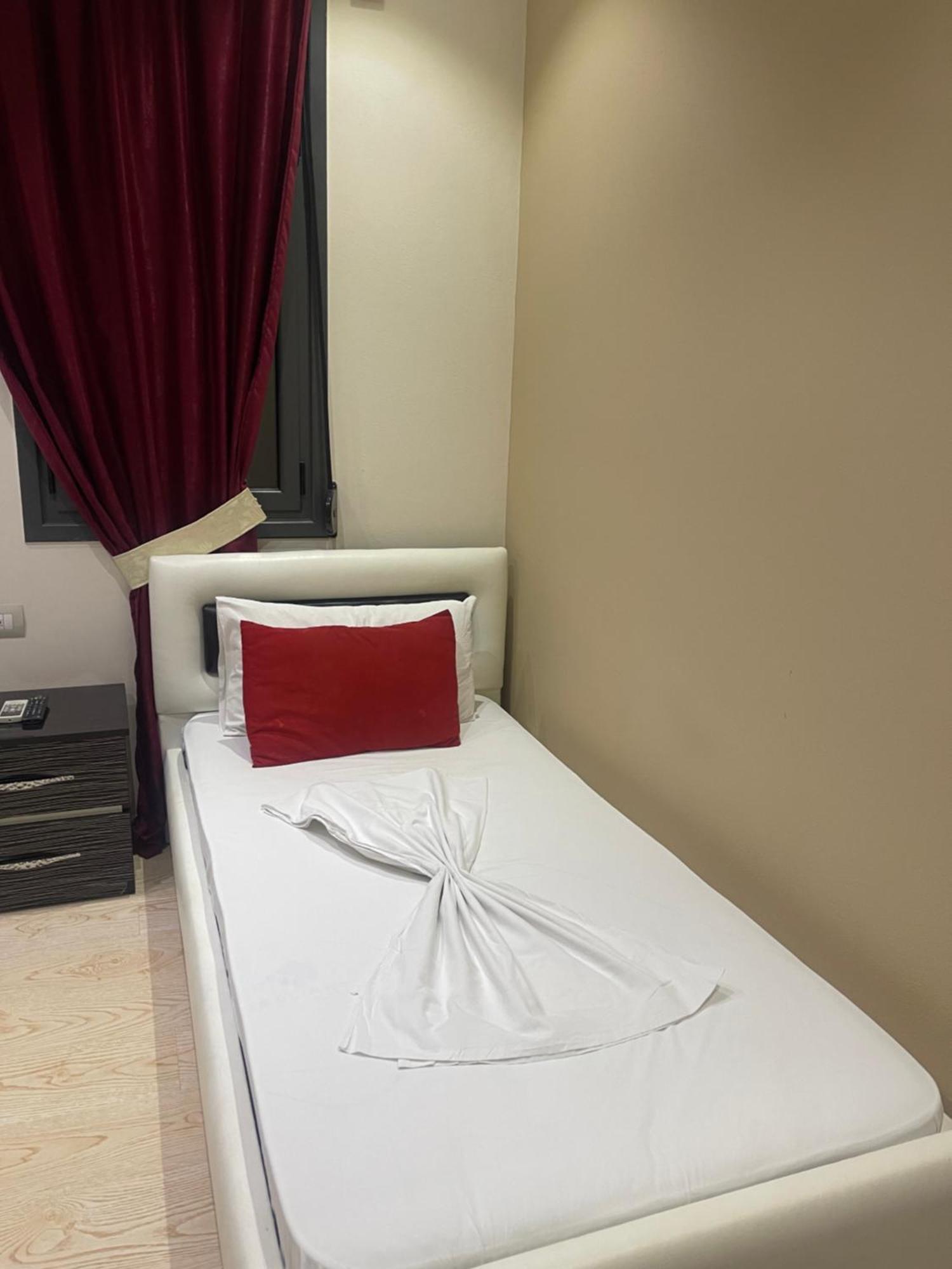 Hotel Selfo Dervician ภายนอก รูปภาพ